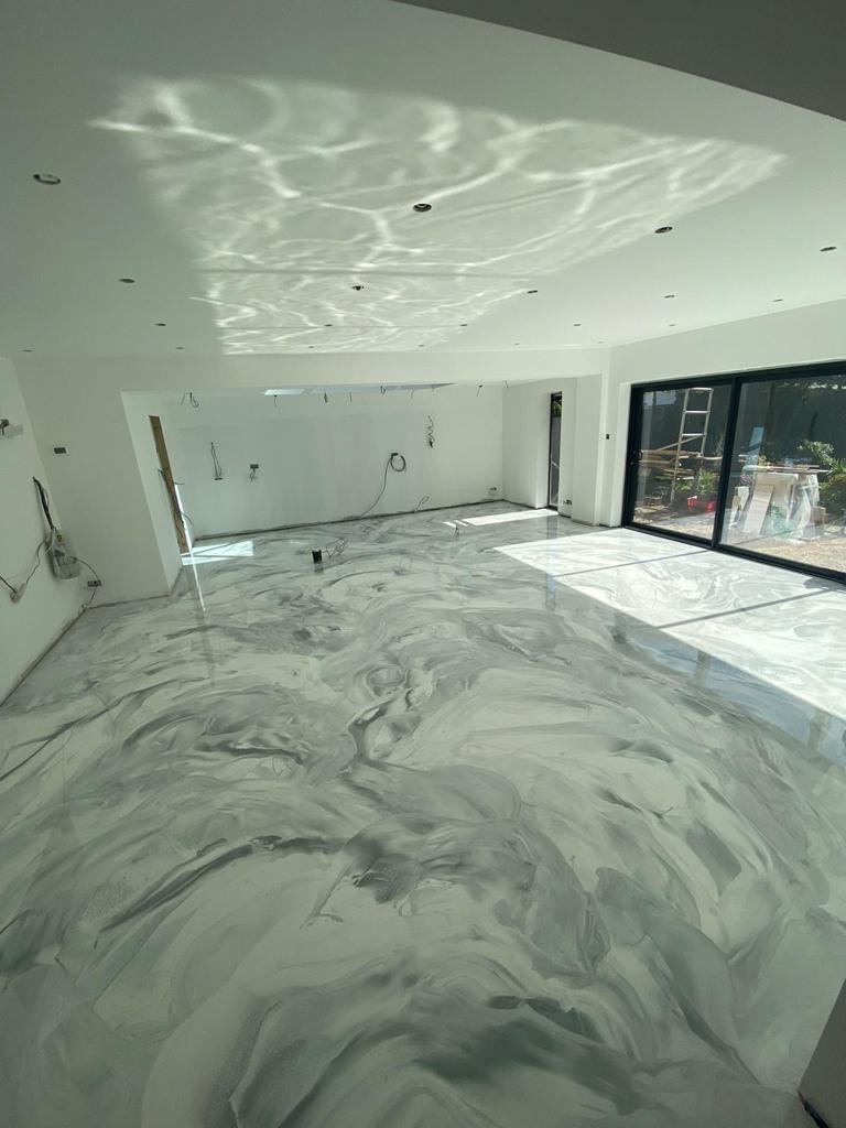 Builder: Image 6